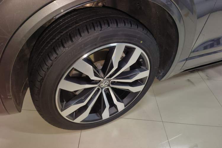 Used Volkswagen Touareg 2019 3.0 TSI Advanced Version China V Standard