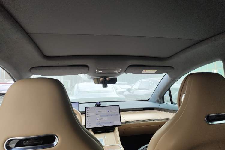 Used Hima Luxeed R7 2024 All-Electric 736 km Ultra