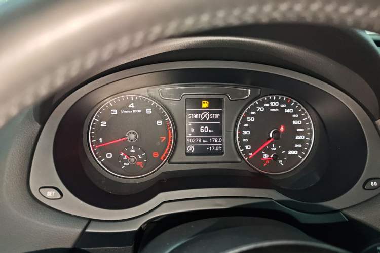 Used Audi Q3 2016 35 TFSI Fashion Model
