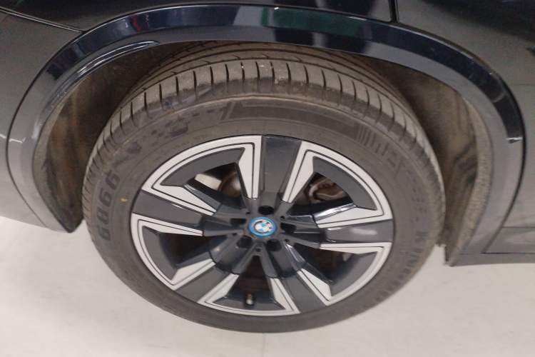 Used BMW iX3 2024 Leading Model