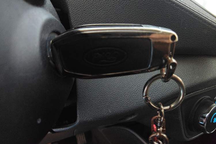 Used Ford Escort 2017 Happiness Edition 1.5L Automatic Fashion Version
