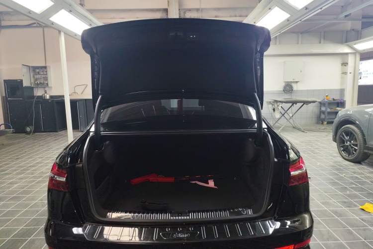 Used Audi A6L 2024 45 TFSI quattro Prestige Dynamic Edition
