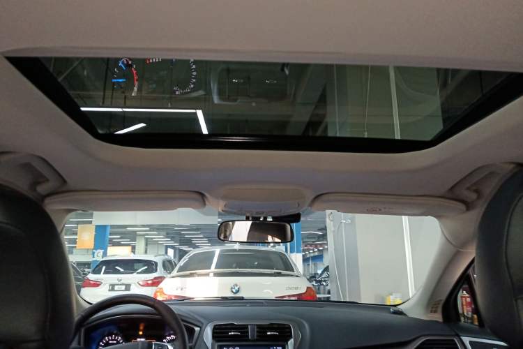 Used Ford Mondeo 2018 EcoBoost 180 Smart Control Fashion Model China VI Standard
