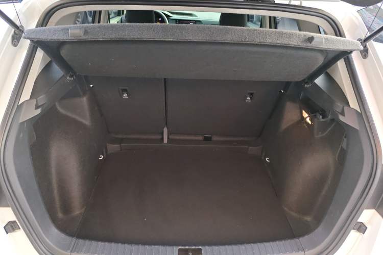 Used Volkswagen Tharu 2022 280TSI Two-Wheel Drive Trend Edition