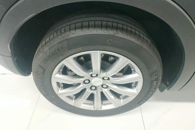 Used Cadillac XT4 2020 28T Two-Wheel-Drive Leading Version
