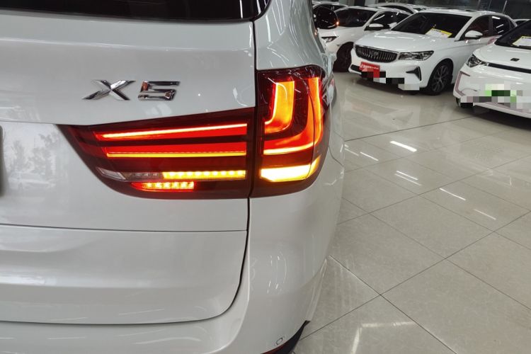 Used BMW X5 2017 xDrive28i
