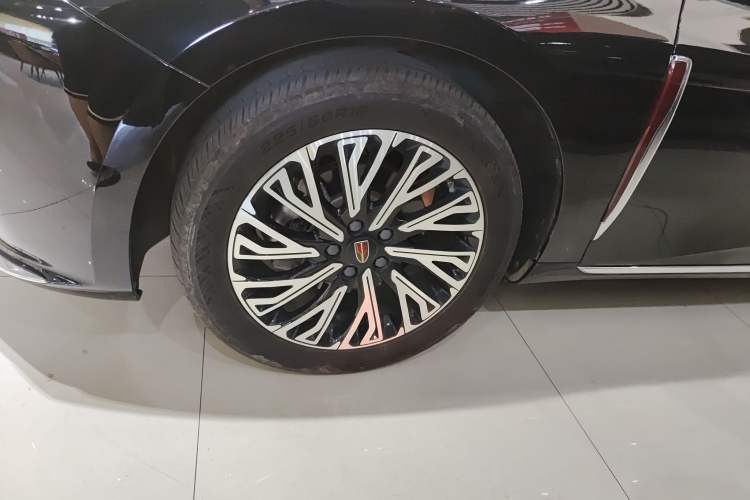 Used Hongqi H5 2024 2.0T Automatic Smart Connect Flagship Edition
