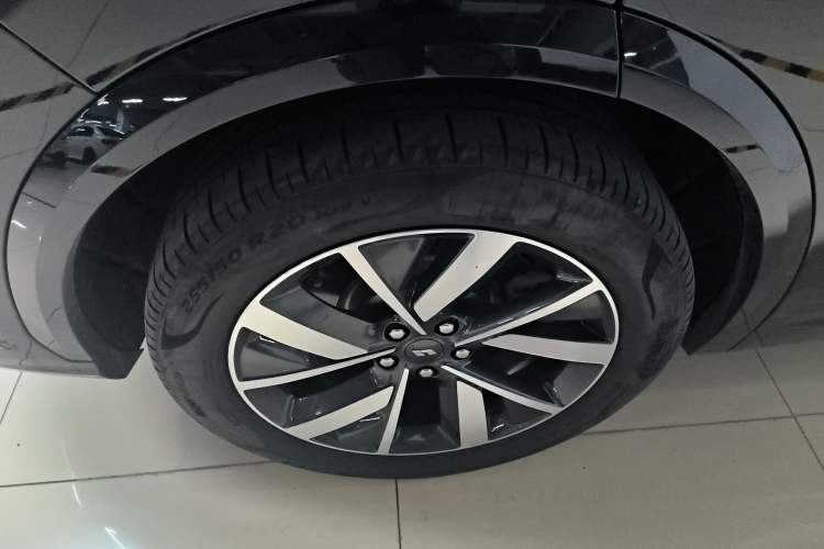 Used Li Auto L7 2023 Pro Model
