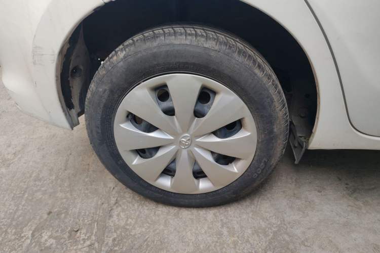 Used Toyota YARiS L 2015 1.5E Automatic Charm Edition