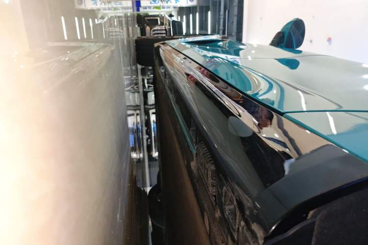 Used  SU7 2024 Rear-Drive Ultra-Long Range Advanced Pro-Level Intelligent Driving Version
