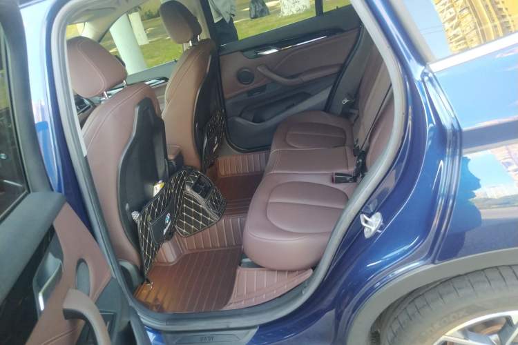 Used BMW X1 2020 sDrive25Li Leading Model
