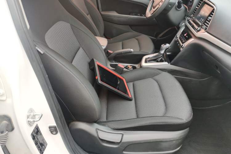 Used Hyundai Elantra 2016 1.6L Automatic ZhiXuan – Elite Version