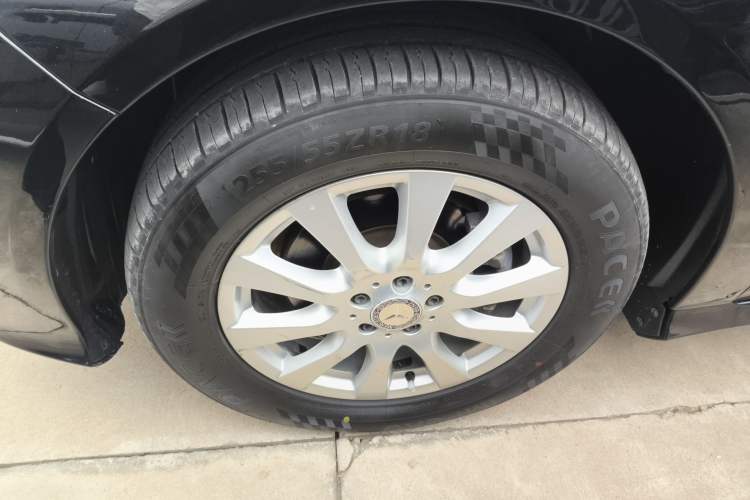 Used Mercedes-Benz R-Class 2017 R 320 4MATIC Business Edition Prestige Model