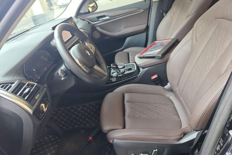 Used BMW X3 2023 Restyled xDrive30i Leading Edition M Night Sky Package