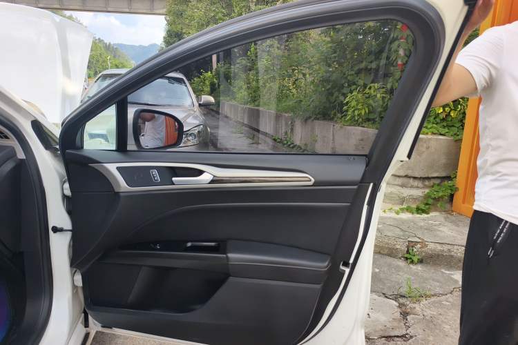 Used Ford Mondeo 2013 2.0L GTDi 200 Fashion Edition