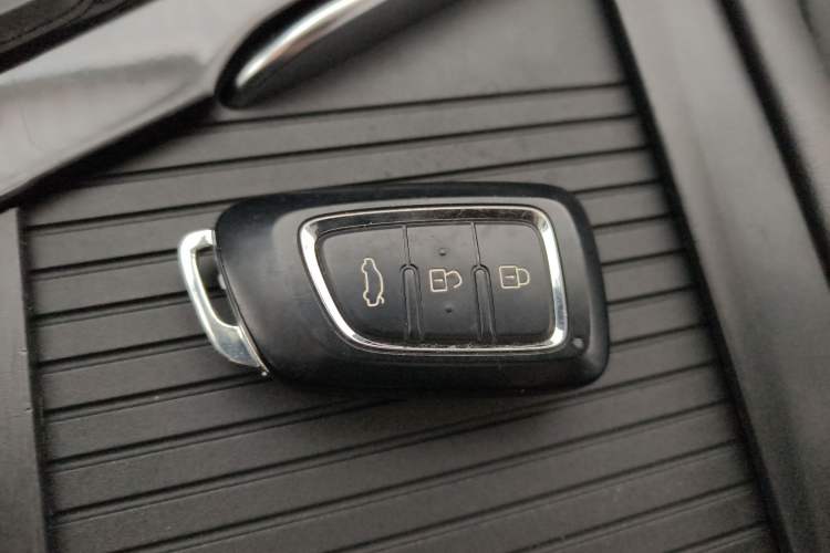 Used Dongfeng Aeolus AX7 2019 1.6T Automatic AI Navigation Model China V Standard