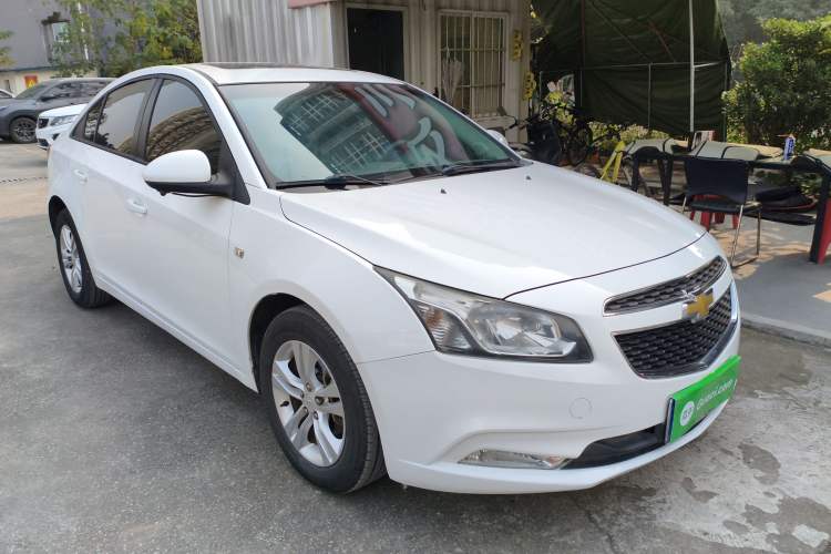 Used Chevrolet Cruze 2015 1.5L Classic SE MT

