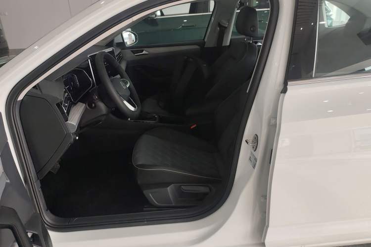 Used Volkswagen Sagitar 2025 Revised Version Three 300TSI DSG Excellence Edition