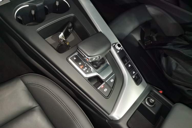 Used Audi A5 2021 Cabriolet 40 TFSI Fashionable and Dynamic Model