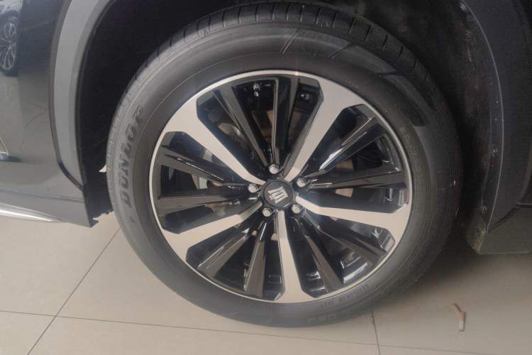 Used Toyota Crown Land Cruiser 2021 2.5L HEV Four-Wheel Drive Flagship Edition
