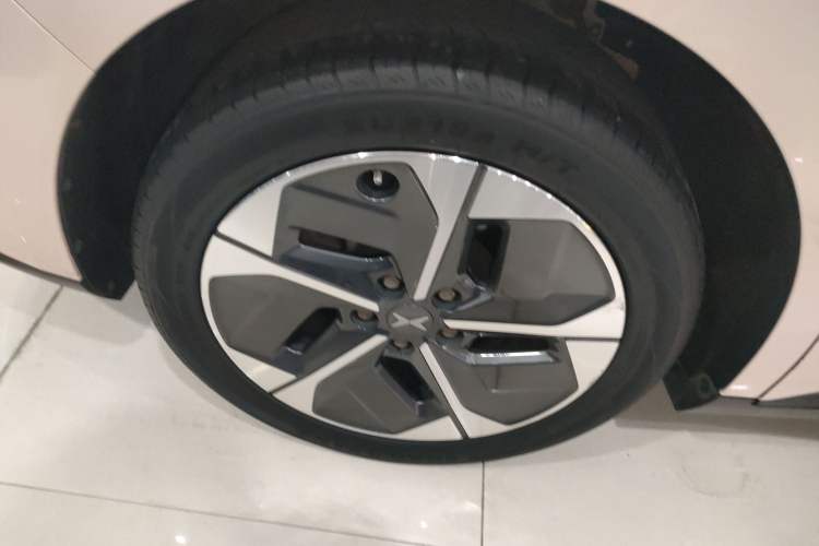 Used XPeng MONA M03 2024 620 with Ultra-Long Range
