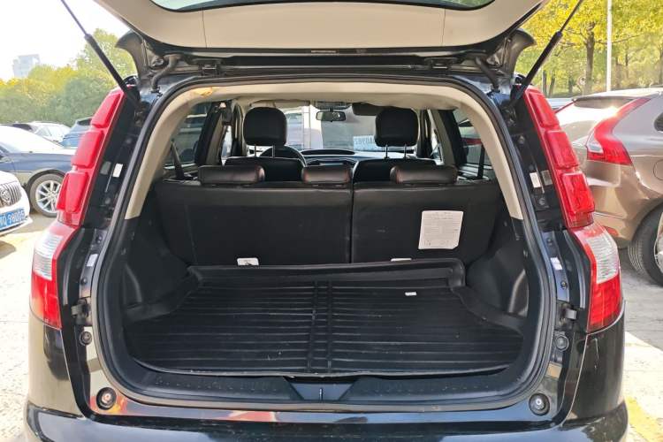 Used Geely Auto GX7 2015 Sport Edition 2.0L Automatic Luxury Model
