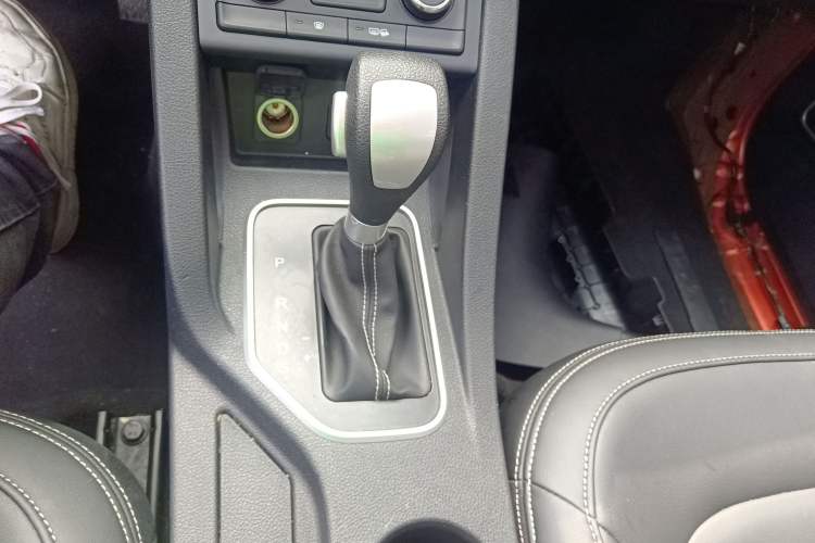 Used Bestune X40 2018 Internet Celebrity Edition 1.6L Automatic Luxury Version