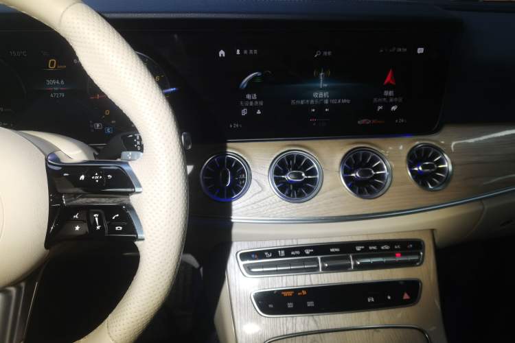 Used Mercedes-Benz E-Class 2023 E 260 Coupe
