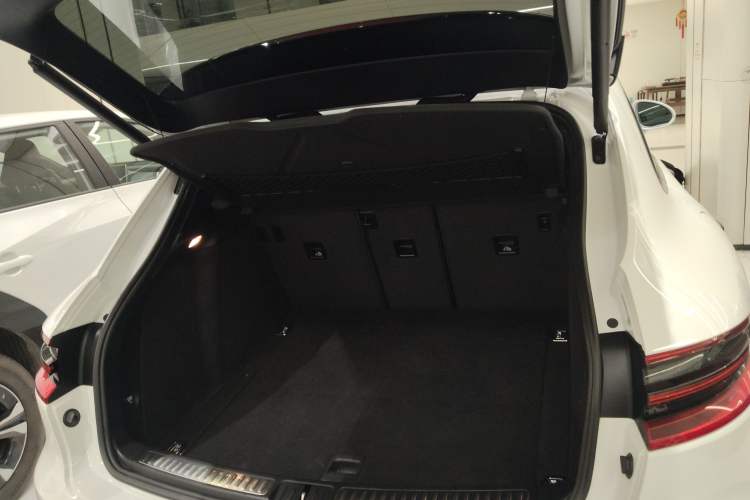 Used Porsche Macan 2017 Macan 2.0T
