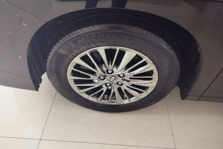 Used Toyota Vellfire 2019 Dual-Engine 2.5L HV Prestige Edition
