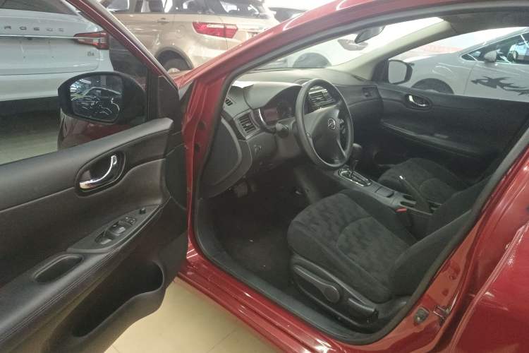 Used Nissan Tiida 2011 1.6L CVT Comfort Model
