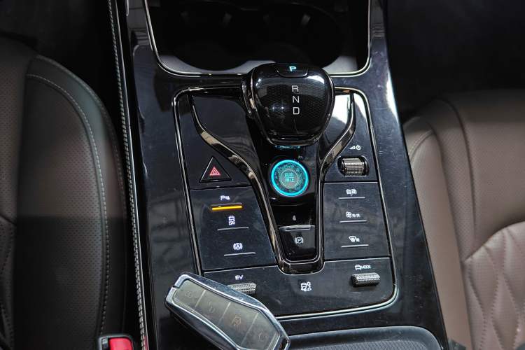 Used BYD Han 2023 DM-i Champion Edition 121KM Prestige Model