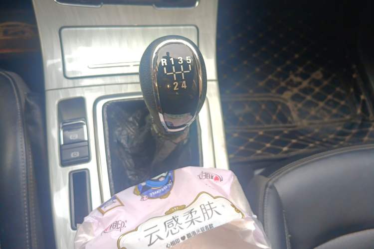 Used Hanteng X5 2018 1.5T Manual Luxury Edition
