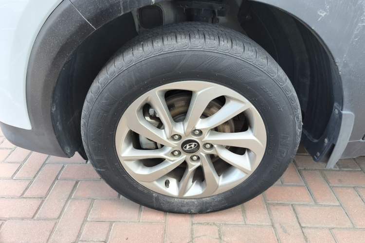 Used Hyundai Tucson 2015 1.6T Dual-Clutch Two-Wheel-Drive Smart Model