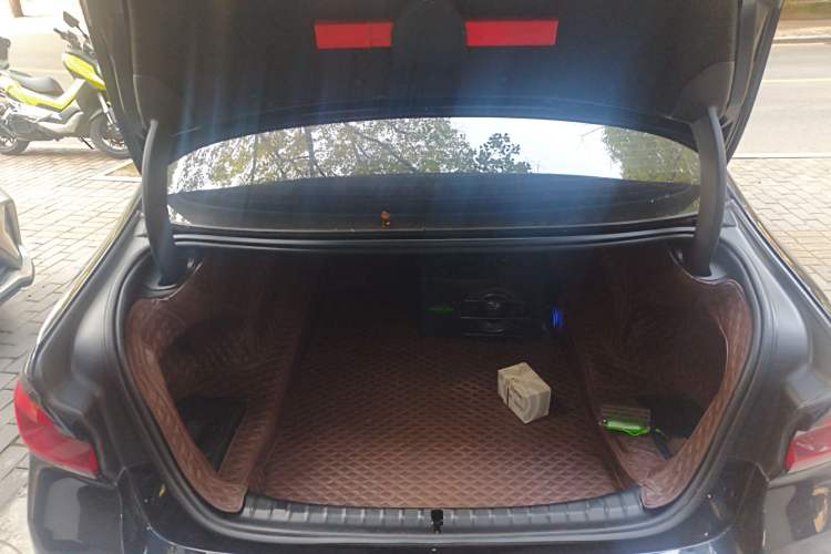 Used BMW 5 Series 2022 Restyled 525Li M Sport Package
