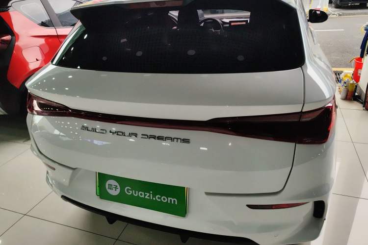 Used BYD e2 2019 Standard Range Model – Smart & Comfortable Version
