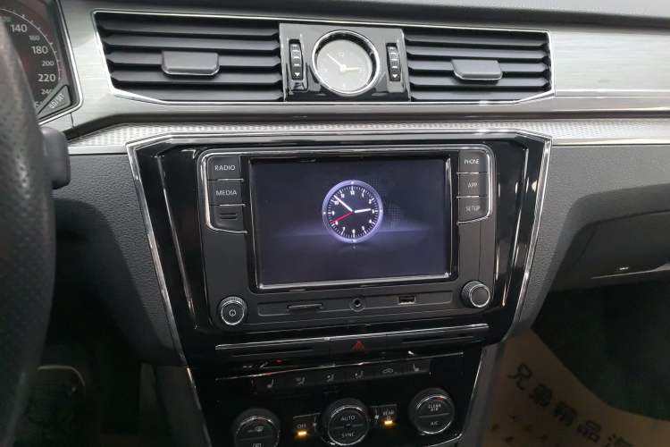 Used Volkswagen Passat 2017 280TSI DSG Luxury Edition
