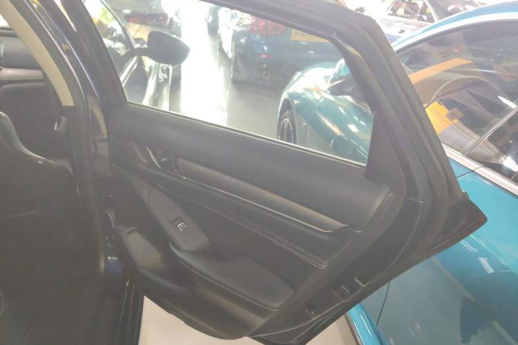 Used Honda Inspire 2019 260TURBO Elegant Edition China VI Emission Standard
