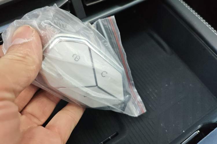 Used  Titanium 3 2025 501KM All-Wheel Drive Intelligent Driving Ultra Version