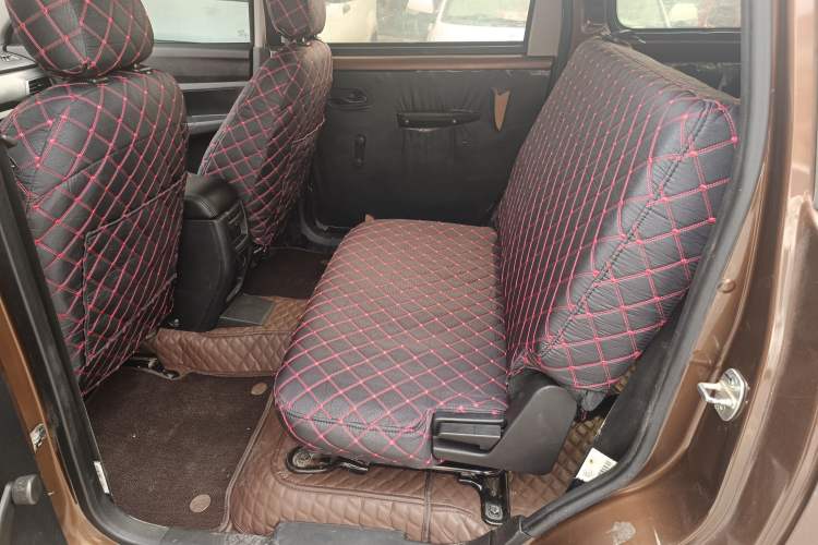 Used Wuling Hongguang 2021 1.5L Revised S Base Version with Electric Power Steering LAR
