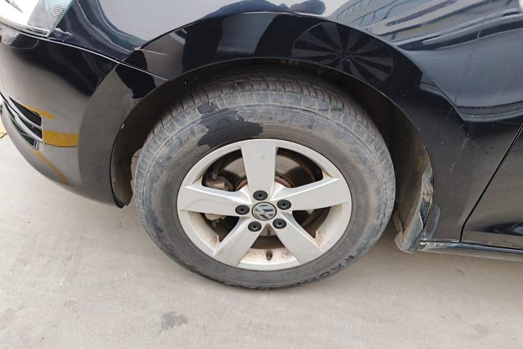 Used Volkswagen Santana 2015 1.4L Manual Fashion Edition
