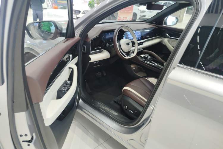 Used Geely Auto Monjaro L 2021 2.0TD DCT EVO Two-Wheel Drive Smart Luxury Version
