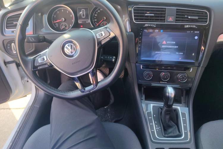 Used Volkswagen Golf 2018 1.6L Automatic Comfort Model
