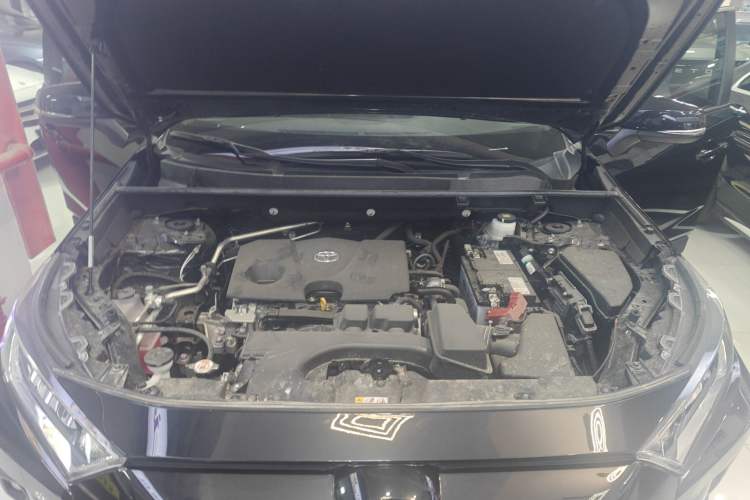 Used Toyota RAV4 2024 2.0L CVT Two-Wheel Drive Urban Edition
