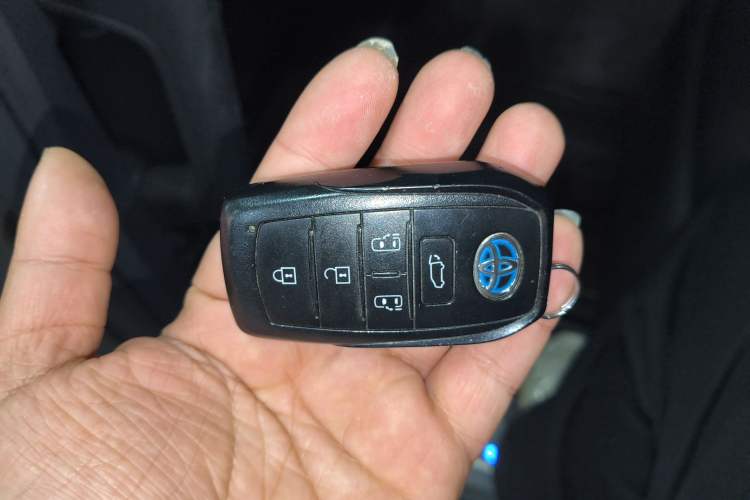 Used Toyota Sienna 2021 2.5L Hybrid Ultimate Edition
