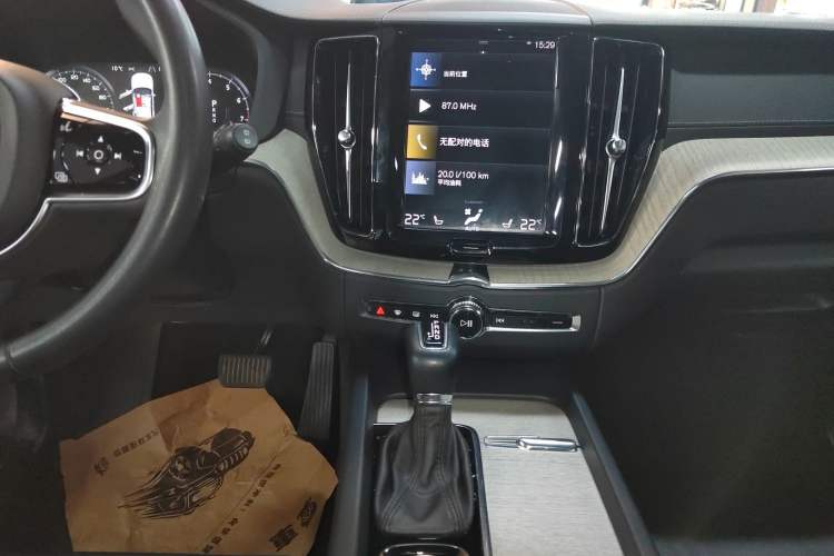 Used Volvo XC60 2021 T5 4x4 Smart Luxury Edition