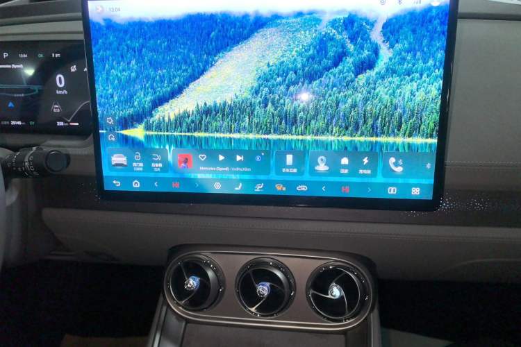 Used Denza N8 2023 Four-Wheel Drive Ultra-Hybrid Flagship Seven-Seater Version