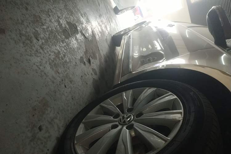 Used Volkswagen Sagitar 2015 1.6L Manual Comfort Model
