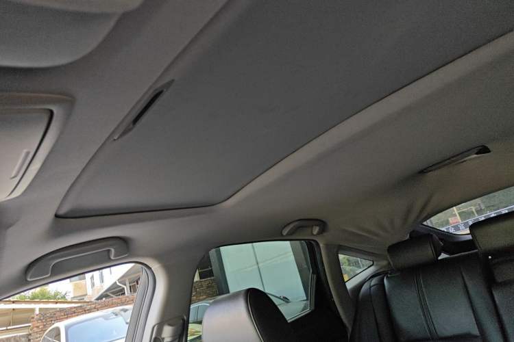 Used Honda Crosstour 2012 2.4L Luxury Edition
