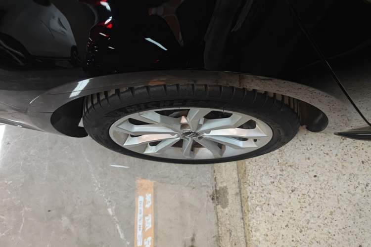 Used Audi A4L 2019 40 TFSI Fashion Edition China VI Emission Standard
